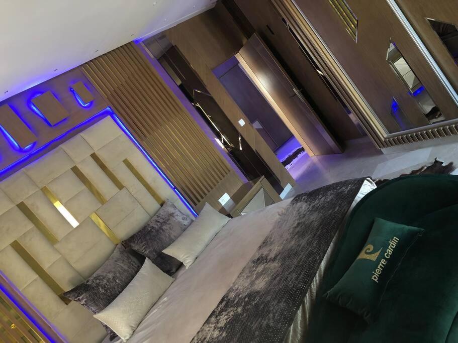 Ap 2Ch City Centre Parking En Face Hilton A Cote Du Plage طنجة المظهر الخارجي الصورة